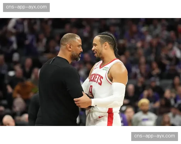 赛后述评：2025年最佳防守球员评选，布里奥娜·琼斯何以脱颖而出